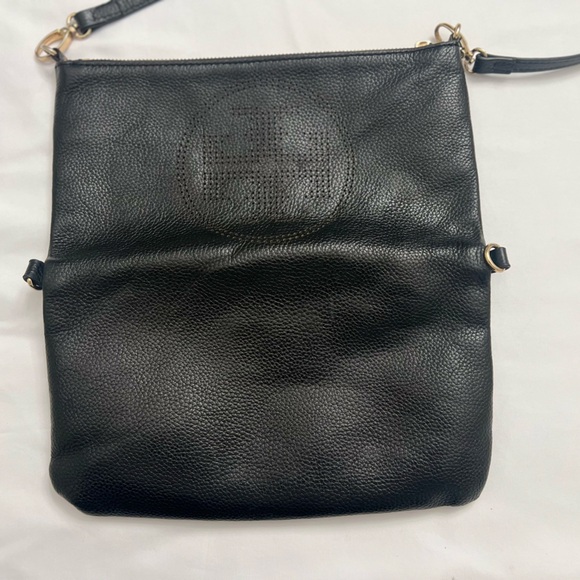 Tory Burch leather fold over crossbody. - Picture 2 of 12